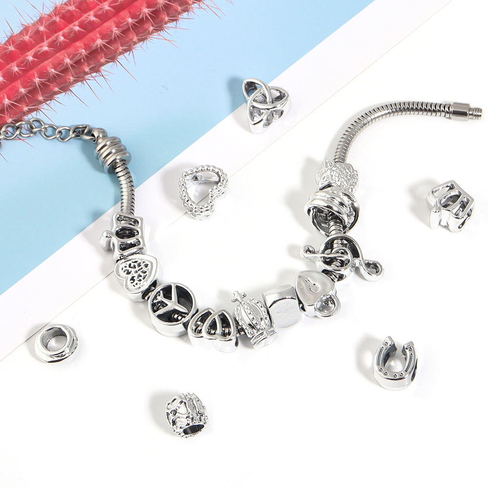 20g Weight Beads Jewelry Making Type DIY Jewelry Accessories Classification 10 PCS/Package Quantity Alloy Material Heart Shape, Crown, Notes Pattern Plating Design Simple Style Style 10 PCS/Package Alloy Heart Shape Crown Notes Beads 1