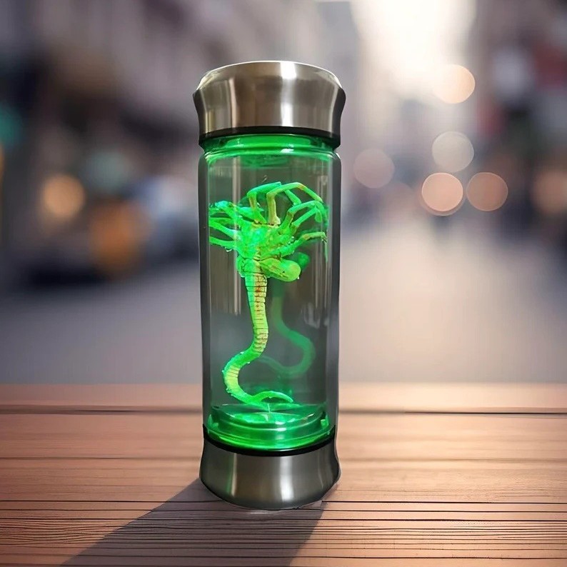 Tarro luminoso alienígena espécimen de forma especial sosteniendo la cara del gusano embrión frasco de vidrio accesorios de película réplica ropa de hogar