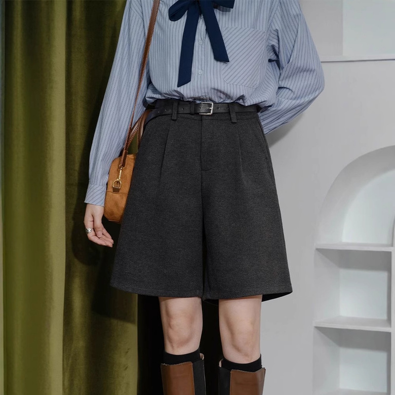 High-Waisted Straight-Leg Five-Quarter Pants for Women, Loose, Slim, Simple, Classic Mid-Pants, Spring & Fall New Suit, Woolen Wide-Leg Shorts High-Waisted Straight-Leg Five-Quarter Pants for Women, Loose, Slim, Simple, Classic Mid-Pants, Spring & Fall New Suit, Woolen Wide-Leg Shorts