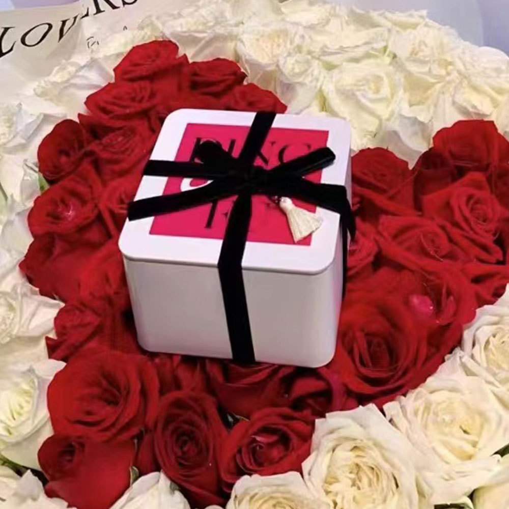 网红方形铁盒喜糖桌糖回礼结婚婚宴订婚宴糖果包装盒喜糖袋喜糖盒