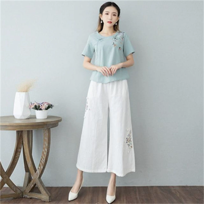 Костюм в этническом стиле, повседневные брюки из хлопка и льна с вышивкой, широкие брюки, девятиточечные брюки, женский свободный топ с круглым вырезом, летний комплект из двух предметов
