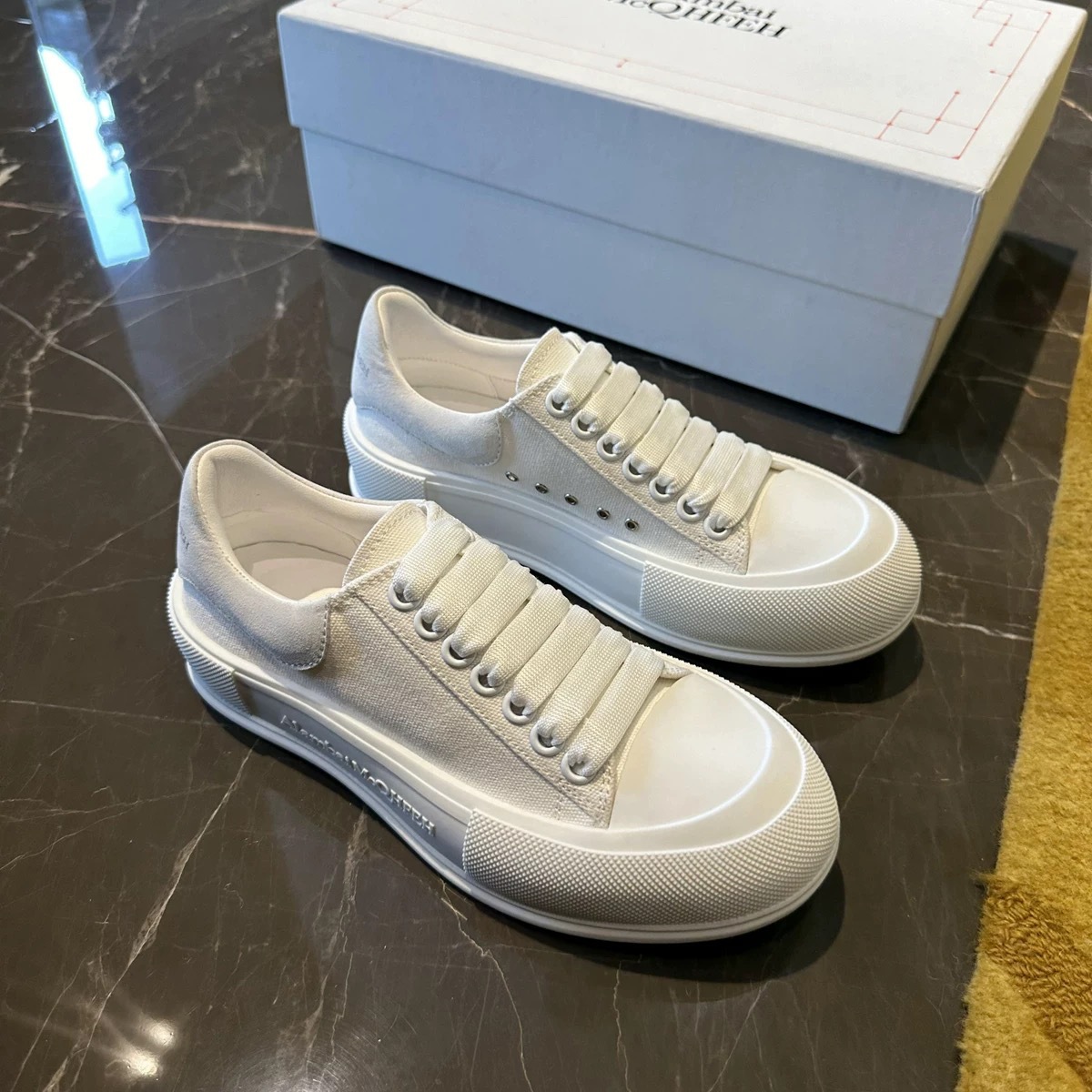 2025新款高版麦昆帆布小白鞋女厚底内增高运动休闲松糕板鞋情侣男