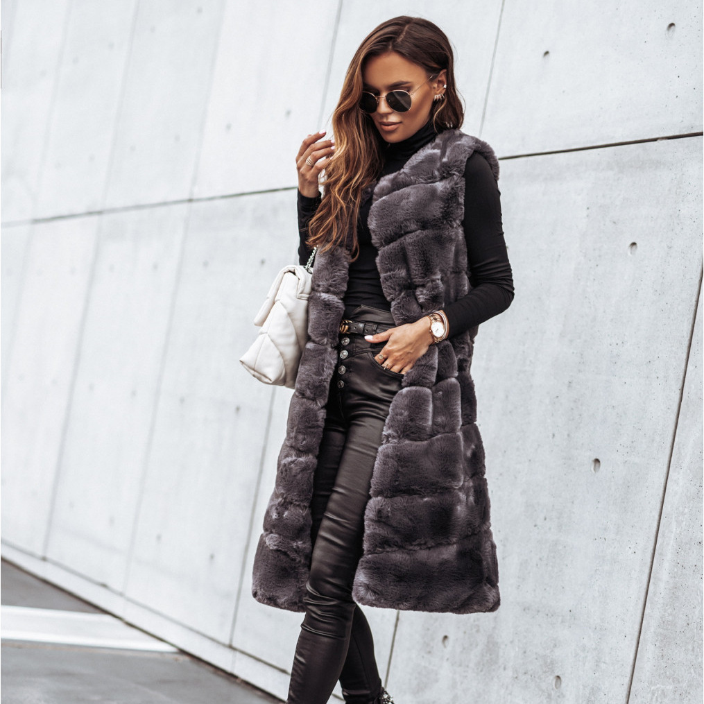 demi-season long vest with a round collar