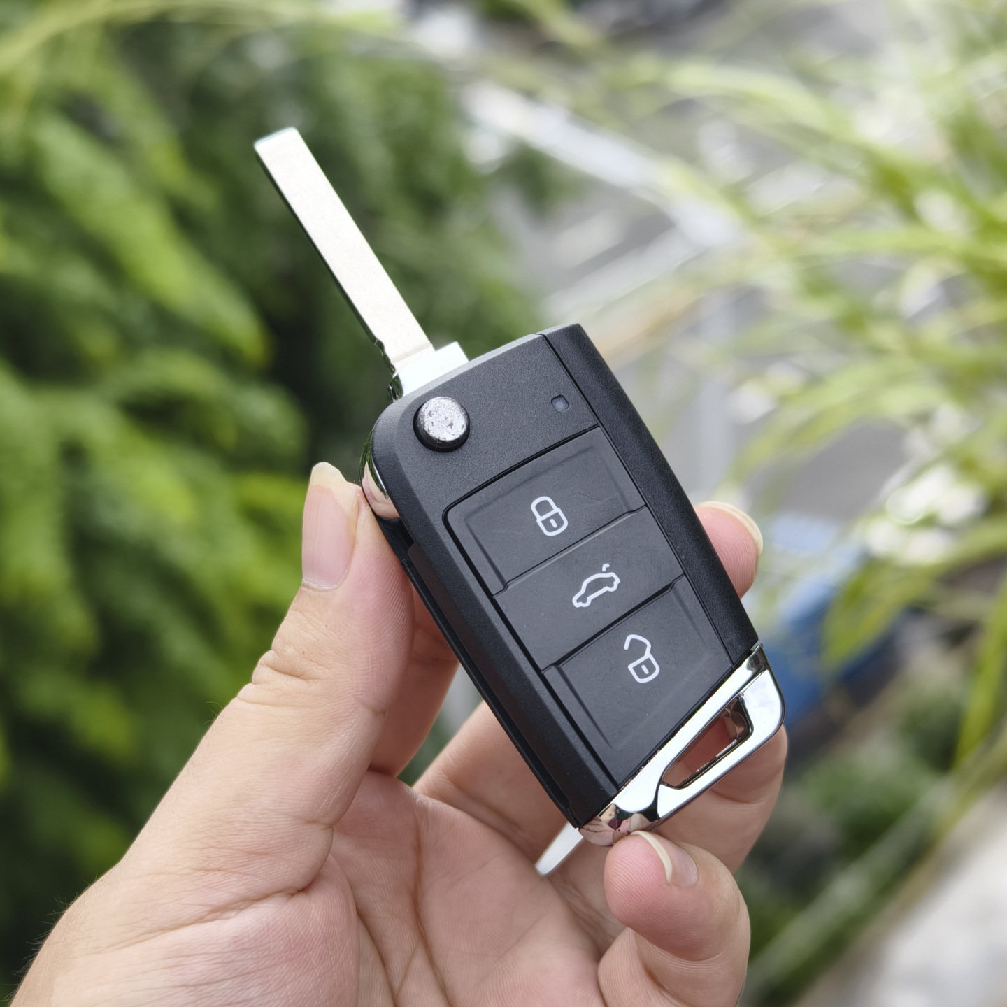 适用于大众途岳途观朗逸plus 斯柯达折叠遥控钥匙HU162T 3键外壳