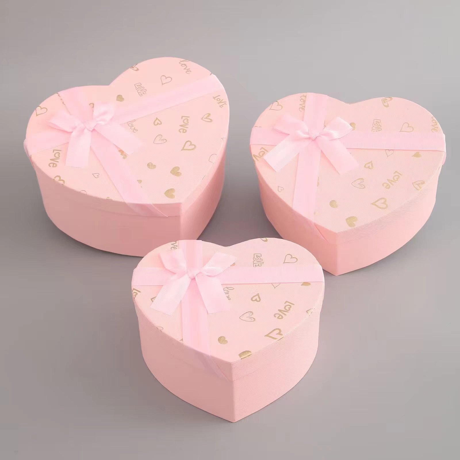 Nuevo estilo bowknot love caja de regalo de embalaje caja de flores en forma de corazón cubierta del cielo caja de regalo de cumpleaños de Tanabata de Navidad