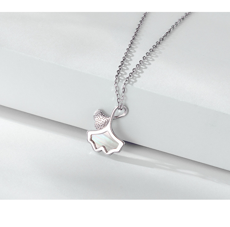Simple Style Leaf Sterling Silver Necklace Inlay Shell 925 Silver Necklaces display picture 5