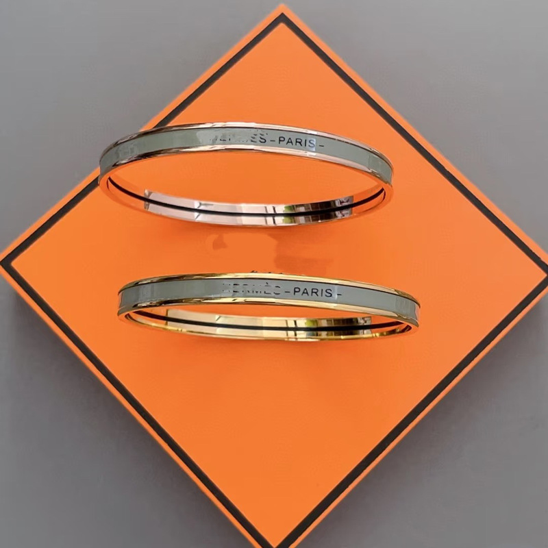 Aijia H 超狭版エナメルレターブレスレット女性用 18K ローズゴールドライト高級ハイエンドデザインクローズドカップルブレスレット|undefined