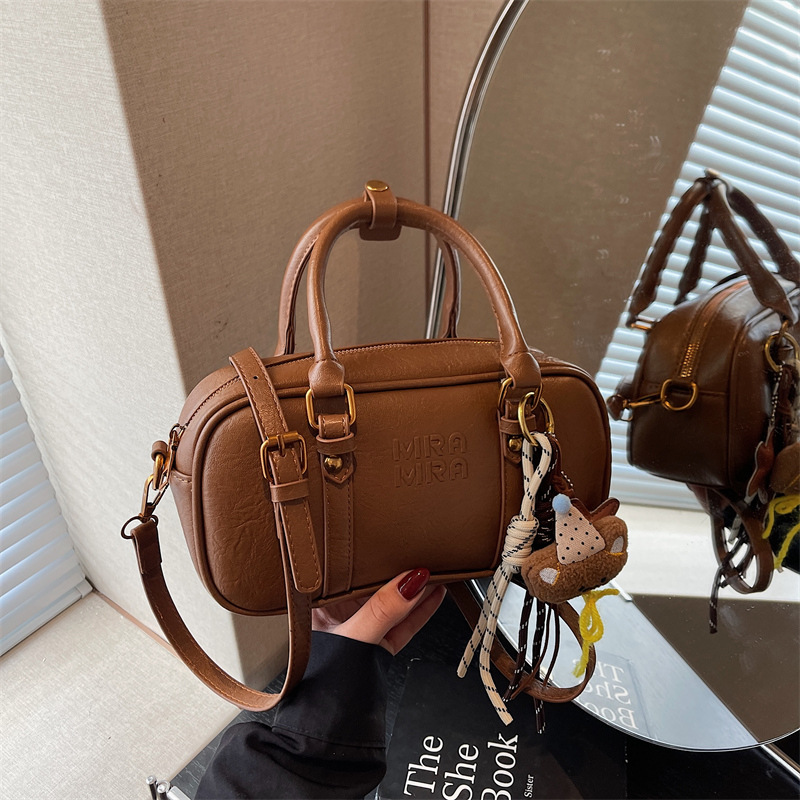 This Year's Popular Small Bags for Women in Autumn and Winter Are Versatile 2025 New Retro Shoulder Crossbody Bags for Women, Satchel Pillow Bags