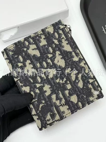 New D Family Presbyopic Classic Wallet with Zipper Short Coin Purse Large Capacity Card Holder Card Holder Id Bag