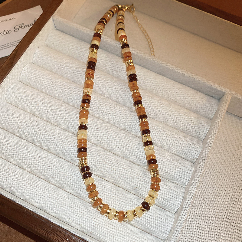 Maillard-Halskette aus echtem Gold mit galvanisierten Perlen aus Kunstharz, kleines und luxuriöses Design, vielseitige Kragenkette zum Pendeln_voghion.com