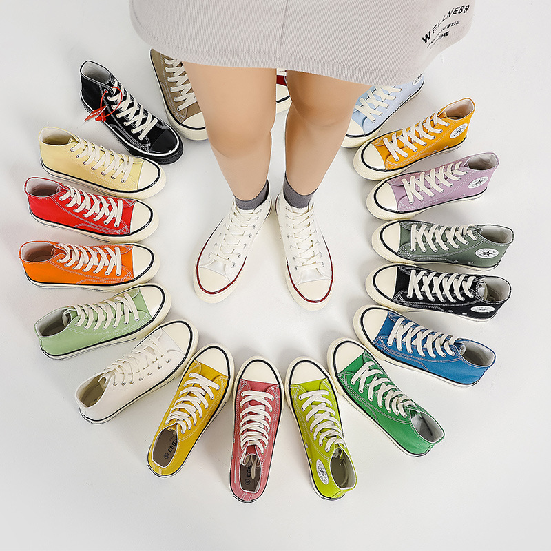 クラシックなハイカット1970年代レトロスニーカー、韓国版2025秋原宿風万能学生女子キャンバスシューズ、男女カップル向け