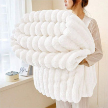 Q 39094 Rabbit hair striped blanket ��ë�����Ӻ���̺�羳