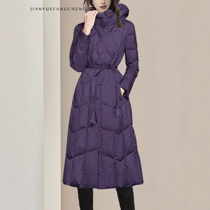 可2025秋羽绒服中长款过膝连帽收腰白鸭绒长款羽绒衣保暖