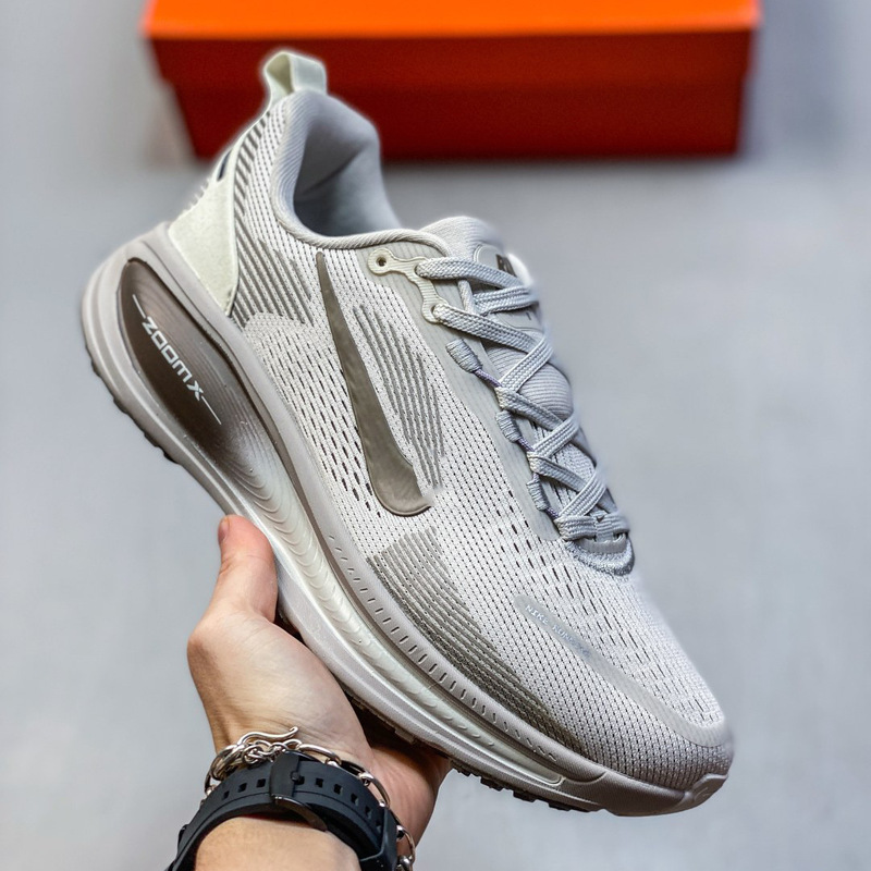 High Version Moon Landing Vomero18 Running Running Men's and Women's Mesh Jogging Shoes Lightweight Breathable Fitness Training Sports Shoes