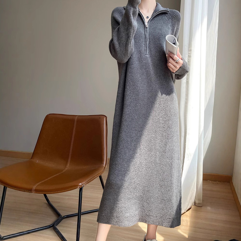 Autumn and Winter New dress Women 2025 Zipper Design French Black Mid-length Base Knitted Sweater Dress