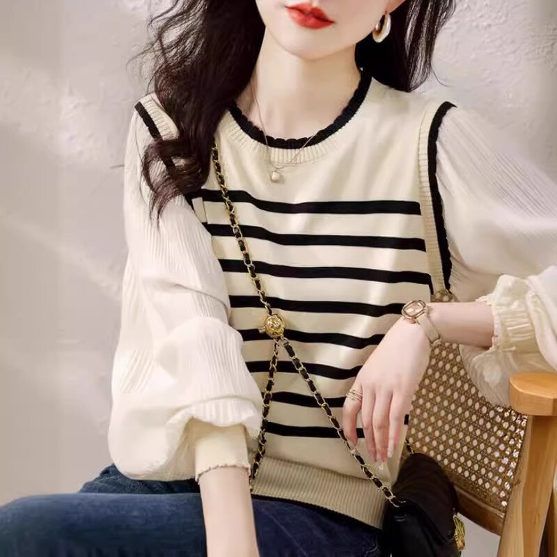 Striped Knitwear Spring Women's Knitwear 2025 New Unique and Beautiful Early Spring Tops with Fashionable Bottoming Shirts