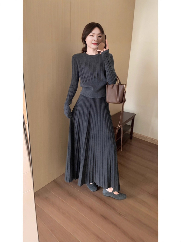2025超火减龄套装裙子休闲时尚气质针织毛衣半身长裙两件套女初秋|undefined