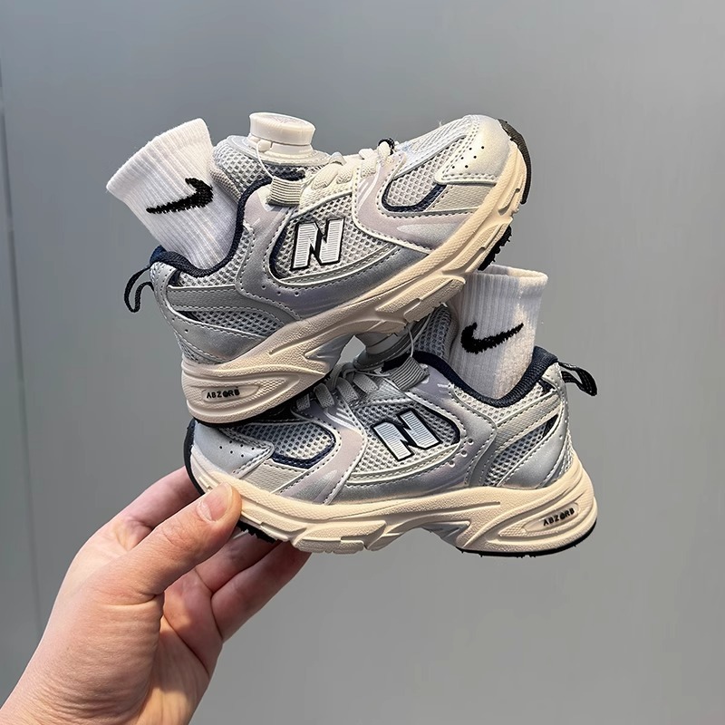 2025 秋の新ファッション男の子スポーツシューズ回転バックル女の子の靴子供のランニングシューズお父さん靴ダブルネット|undefined