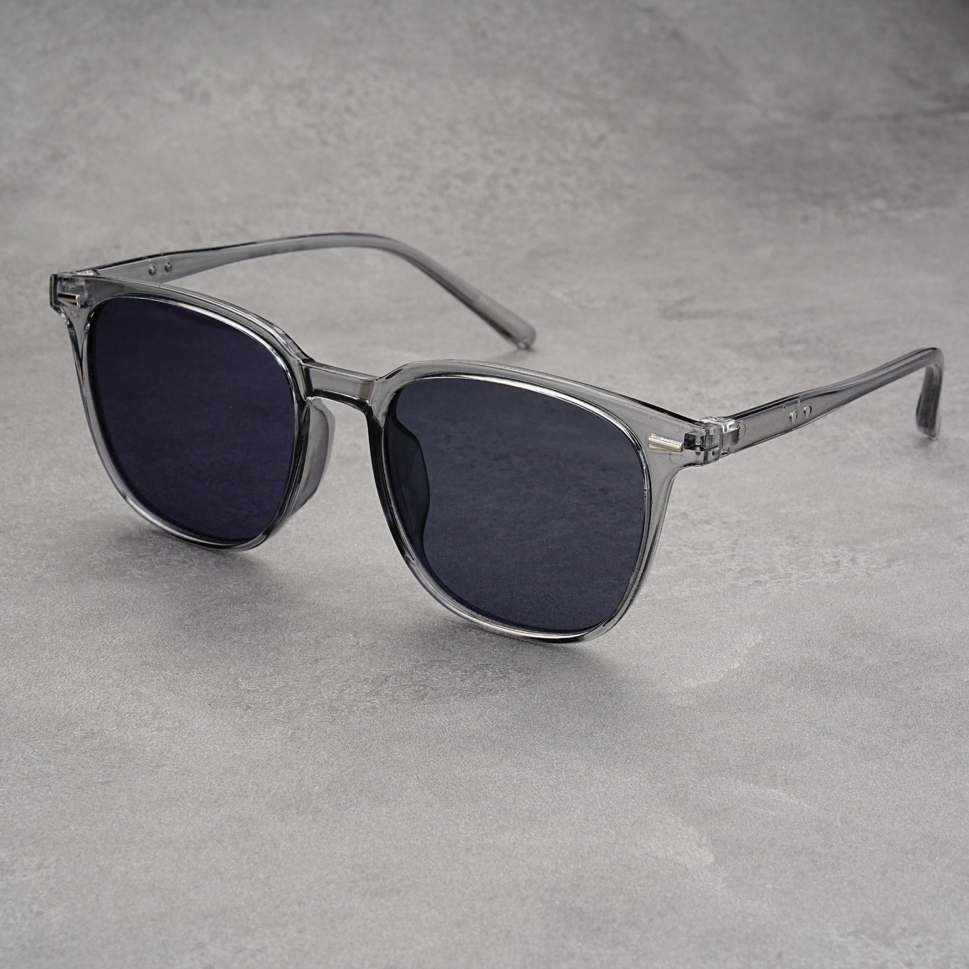 韓国版超軽量サングラス丸枠紫外線防止サングラスレトロなファッション個性日韓系丸枠近視メガネ