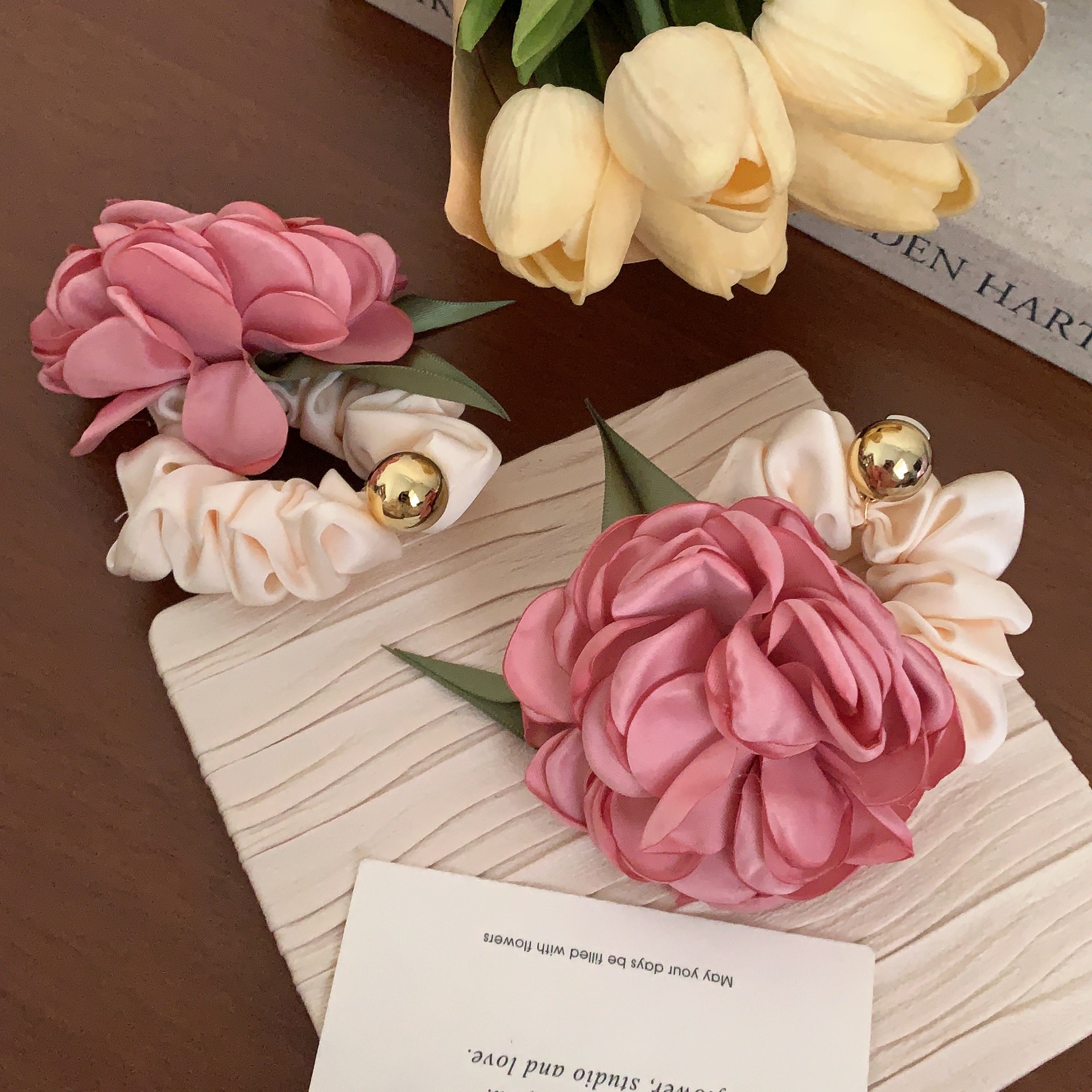 Daily Occasion Elegant Retro Women's Mountain Rose Flower Cloth Hair Tie