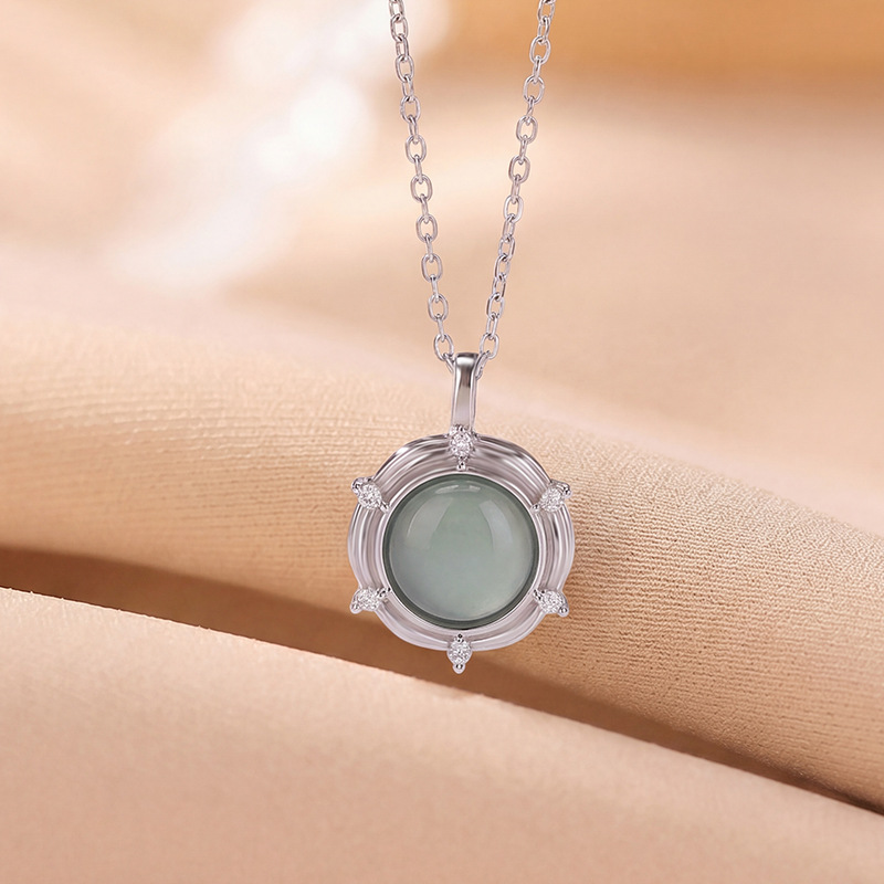 Dây chuyền bạc S925 mặt ngọc lục bảo tròn cạnh sóng, thiết kế đòn xương đòn sang trọng (kèm chuỗi) — Bộ chuỗi