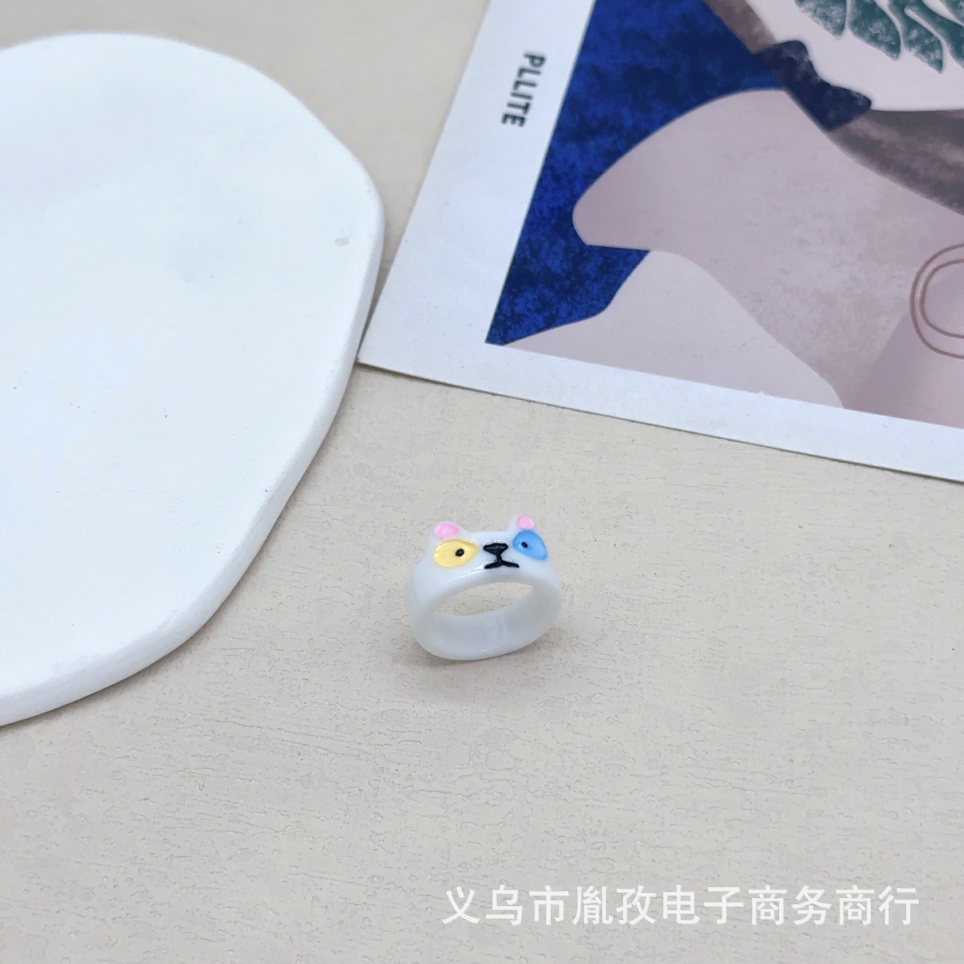 Divertido resina negro gato blanco gato monstruo anillo grandes ojos dulce fresco dibujos animados lindo novias pareja anillo joyería