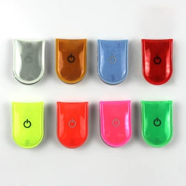 钥匙扣及钥匙扣配件;助威道具;宠物项圈