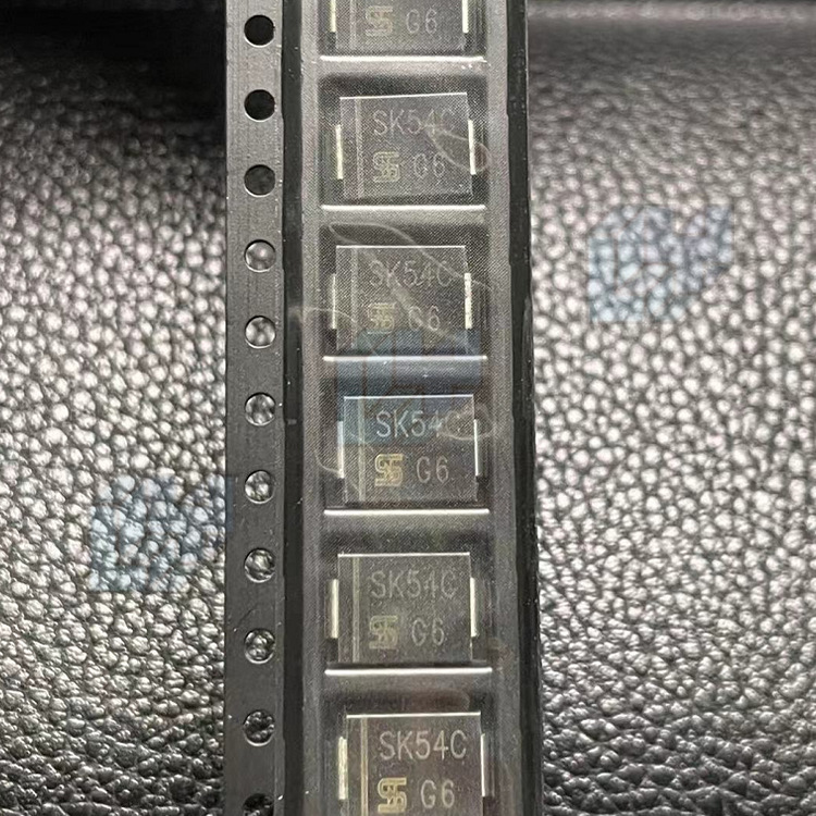 凌远实业SK54C 40V 5A 550mV@5A封装SMC肖特基二极管全系列价优请