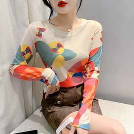 欧货2023秋新款定位竹节纱印花圆领长袖t恤女时尚修身打底衫潮