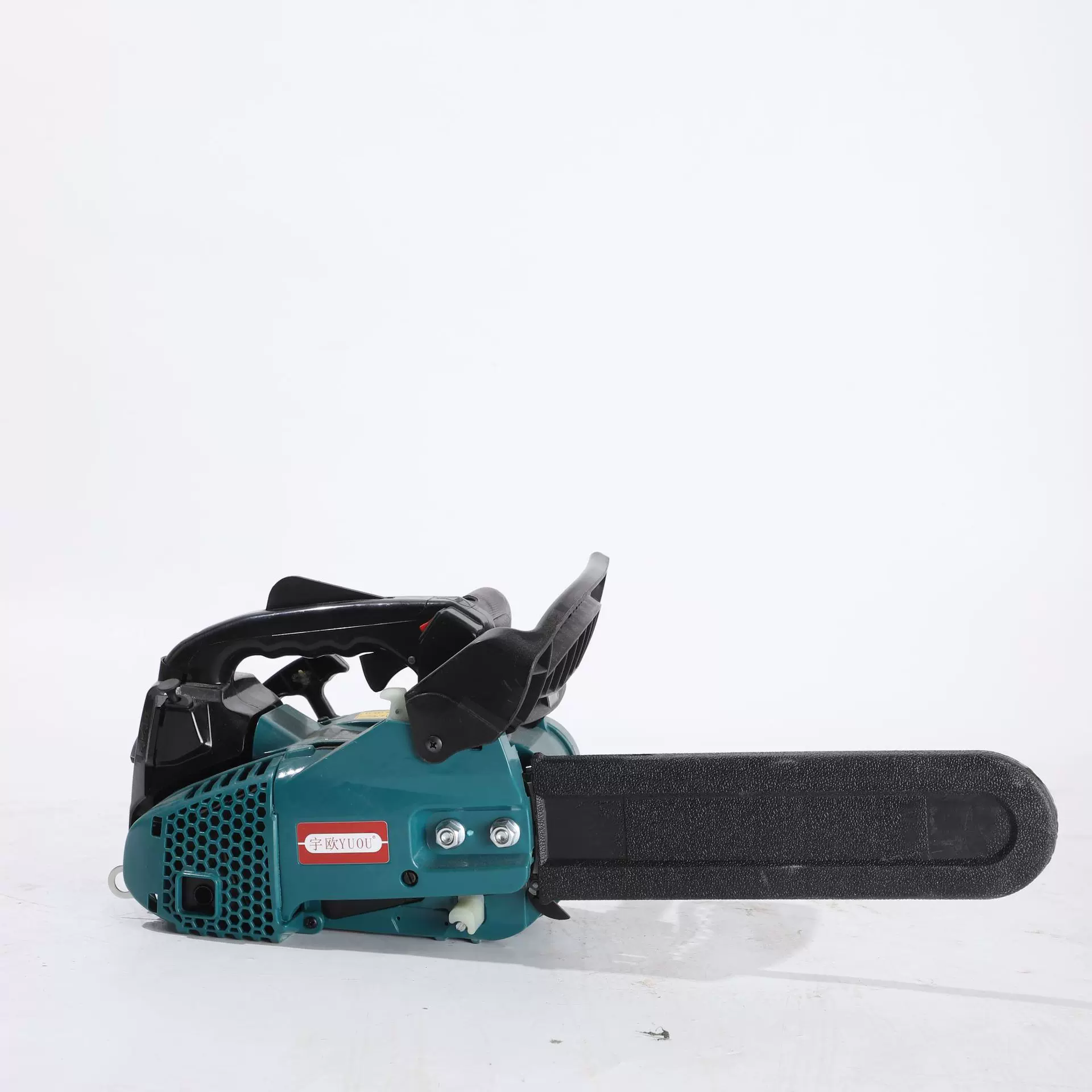 新款户外大功率伐木锯家用手提油锯链条锯轻型便携园林伐木汽油锯