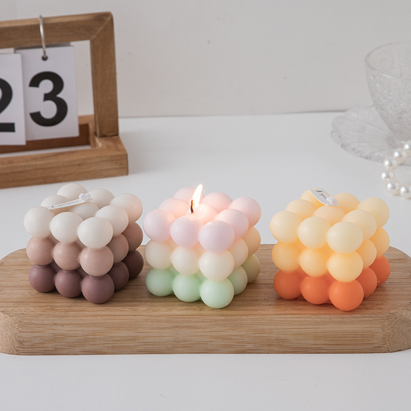 Velas aromáticas cúbicas transfronterizas al por mayor, regalos de cumpleaños, adornos creativos populares, accesorios para fotos DIY, degradado
