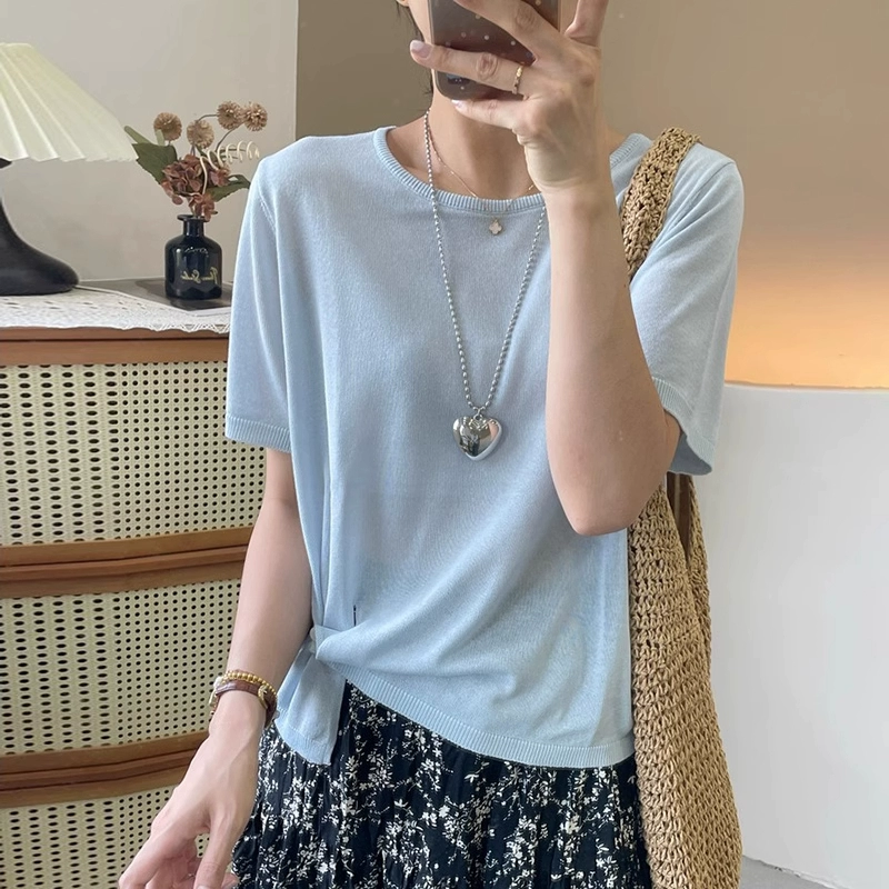 Женский трикотаж больших размеров с асимметричными пуговицами и короткими рукавами, лето 2025, новый дизайн, закрывающий тело и утягивающий топ