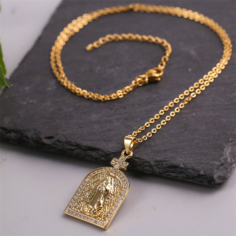 Fashion Holy Lord Mary Copper Inlaid Zirconium Necklace display picture 5