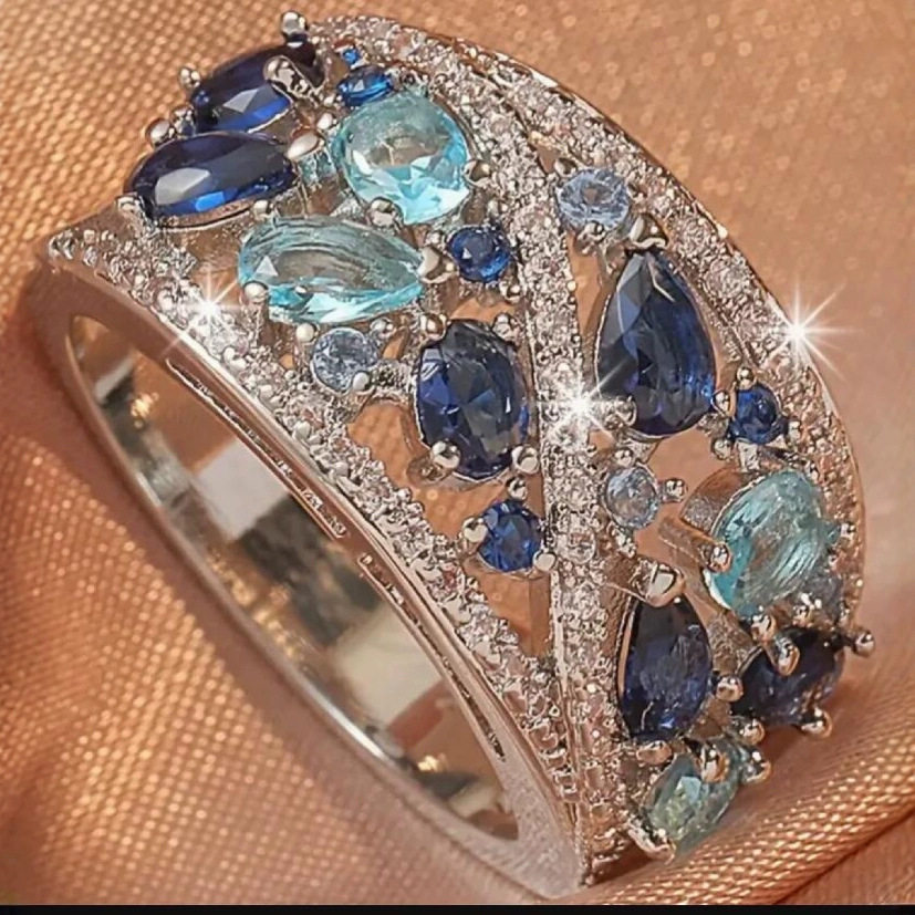 Hong Kong and Di Cross-Border Factory European and American Luxury Shiny Blue Zircon Women's Hollow Ring Party Accessories Trendy