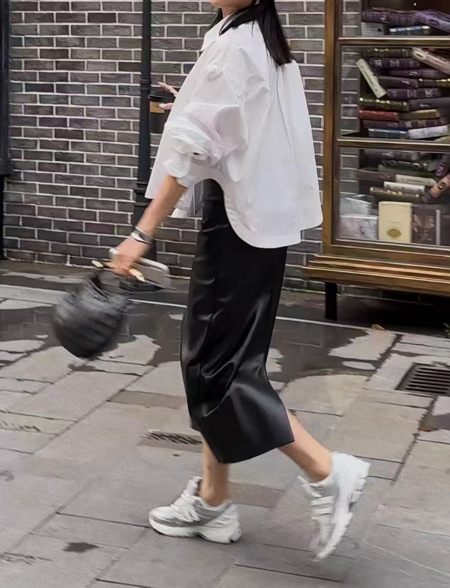 ChicShe European Style High Waist Women, Autumn And Winter New Back Slit Mid-Length Straight One-Step Leather Skirt For Women_voghion.com