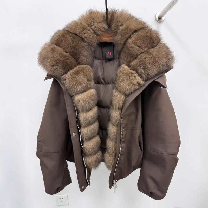 Fox Fur Large Fur Collar Short Women's down Jacket, Goose down Warm Loose Thickened 2026 Winter New Coat Fox Fur Large Fur Collar Short Women's down Jacket, Goose down Warm Loose Thickened 2026 Winter New Coat