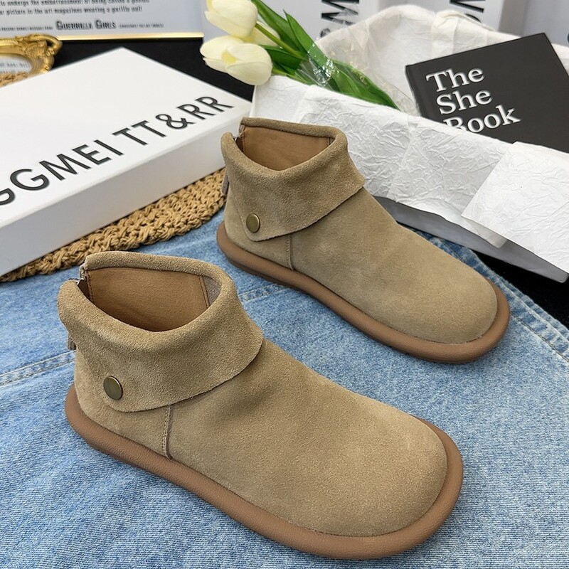 Autumn New Large Size Women's Shoes Plus Fat Retro Back Zipper Short Boots Comfortable
