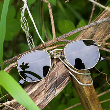 萌姿新款街拍潮流太陽眼鏡金屬全框海洋片墨鏡個性時尚偏光太陽鏡