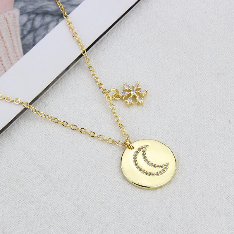 New Round Moon Tag Snowflake Copper Gold-plated Combination Necklace display picture 4