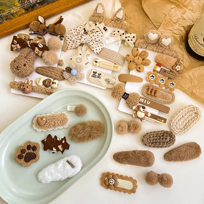 Otoño e invierno color café leche clip para el cabello para niños flequillo clip tocado bebé lindo flor de felpa horquilla accesorios para el cabello al por mayor