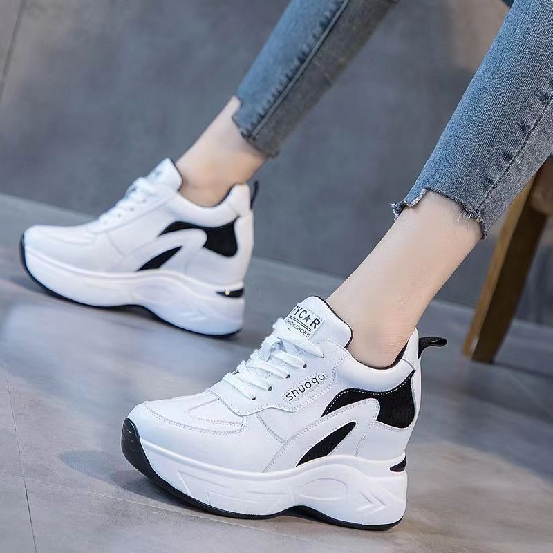 2024 otoño nuevos zapatos de altura de mujer zapatos blancos de suela gruesa de 8 cm zapatos de deporte transpirables de mujer