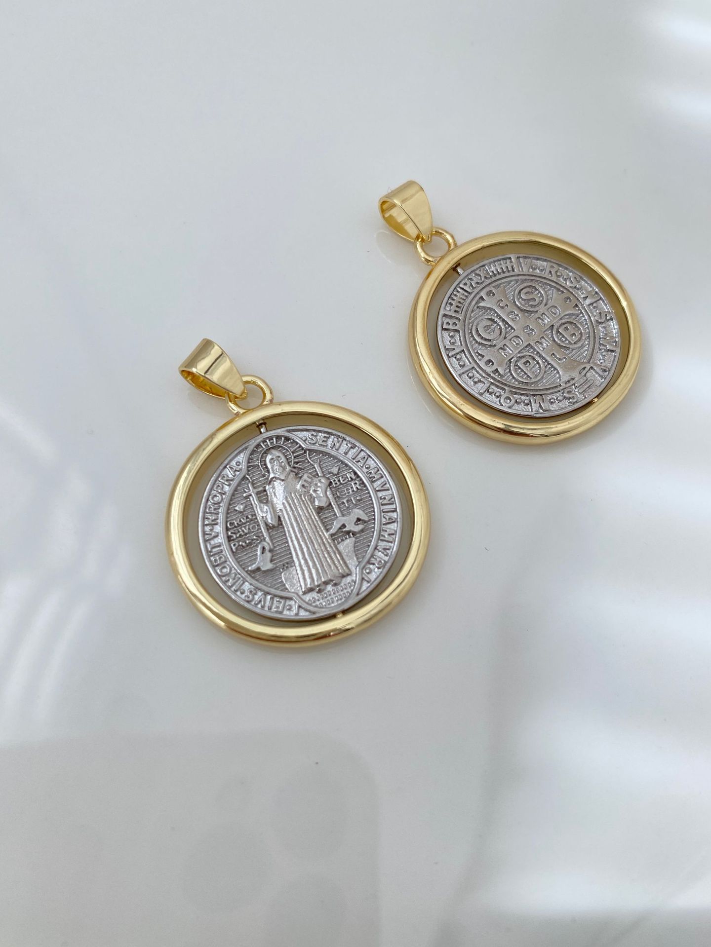 Mixed Metal, Plating Design Wholesale Jewelry Vintage Style Classic Style Human Geometric Copper Mixed Metal Plating