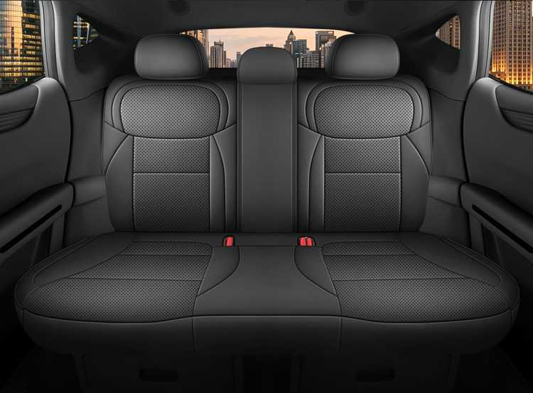 Suitable for the 2026 Xpeng Monal03 model, these are full-coverage car seat covers with perforated, breathable fabric