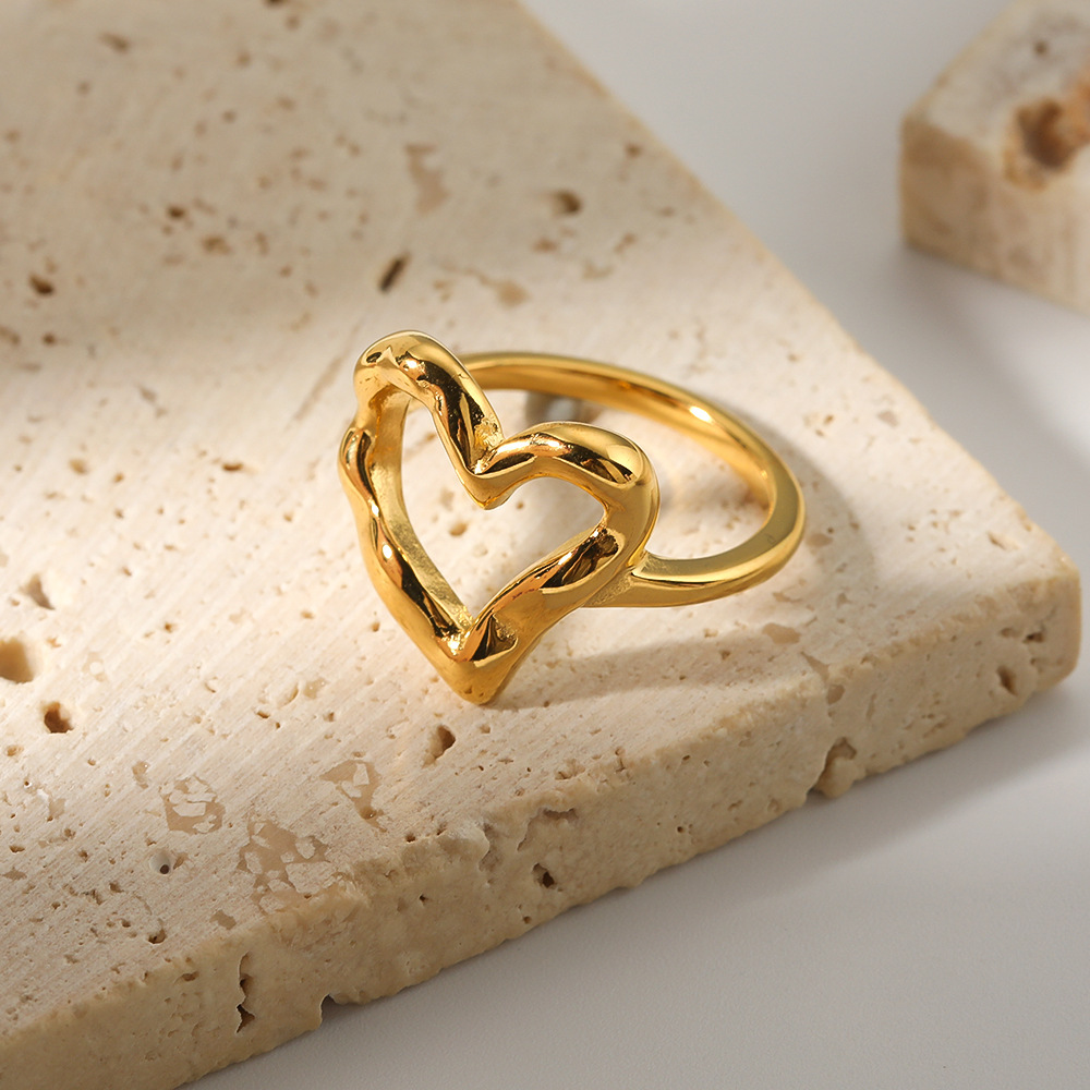 Holiday, Daily Occasion Wholesale Jewelry IG Style Sweet Heart Shape 304 Stainless Steel 18K Gold Plated Hollow Out Rings