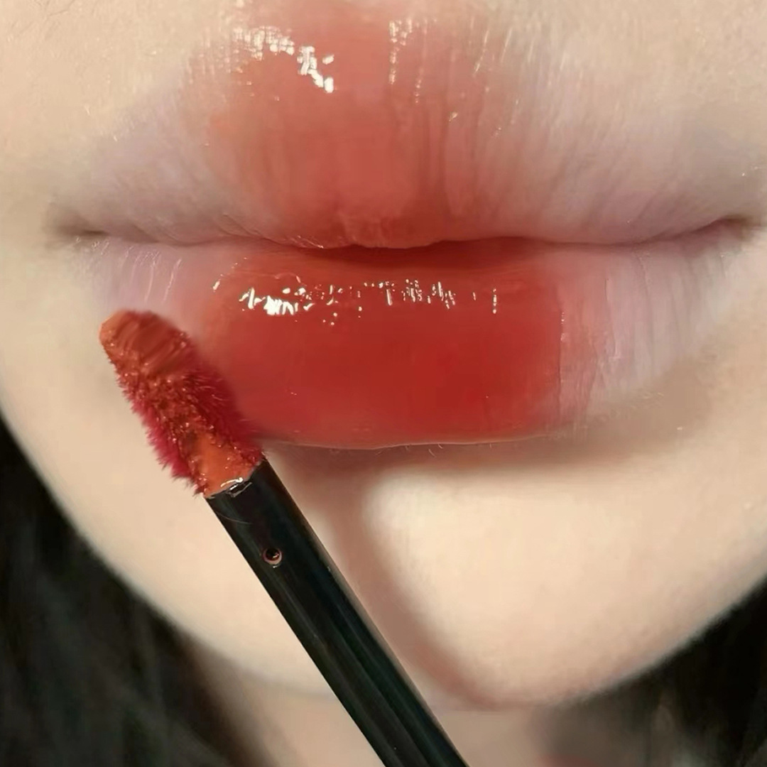 Daimanpu, botella de algodón blanco de leche, esmalte labial hidratante, esmalte labial blanqueador duradero.