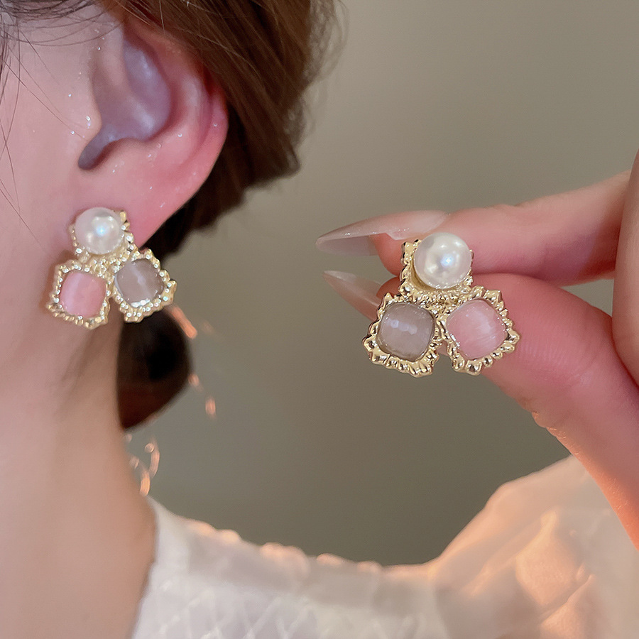 Pendientes de flores de color dopamina de verano Pendientes de todo fósforo de nicho fresco Pendientes de lujo de alta gama de moda al por mayor