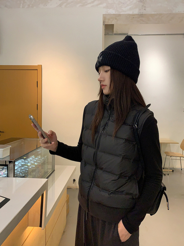 轻绒零压感立领羽绒马甲女 2025秋冬宽松轻薄白色背心外套G092412|undefined