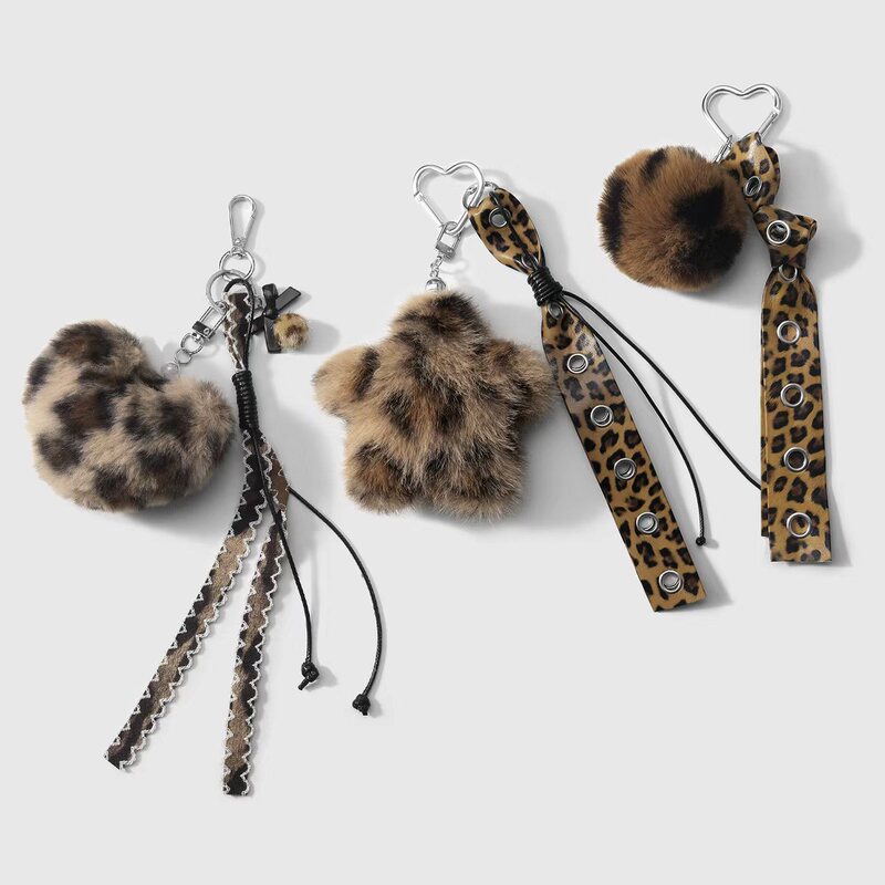 Personalized Retro Sweet-Cool Style Leopard Print Plush Ball Heart Star Leather Eyelet Braided Rope Keychain Bag Pendant
