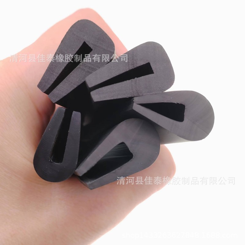 供应epdmU型包边条 三元乙丙橡胶防护密封条 耐油耐腐蚀U型保护条