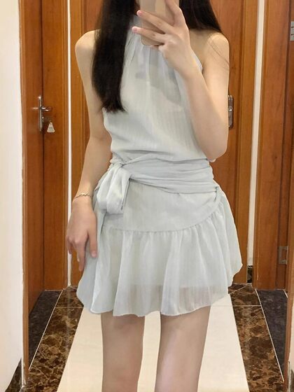 French Style Chic and Beautiful Neck Sleeveless Dress Fairy Holiday Style Elegant Waist Small A- line Skirt